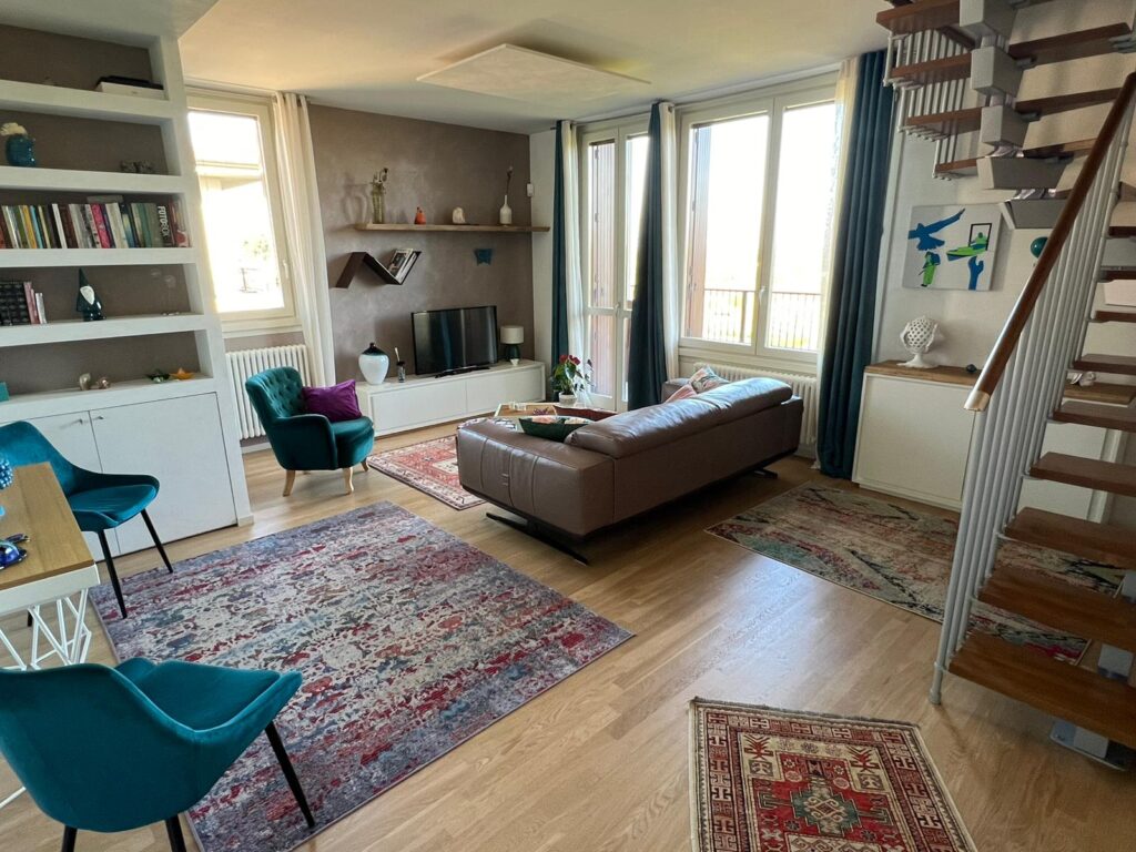 PRESTIGIOSO ATTICO SU DUE LIVELLI PRESTIGIOSO ATTICO SU DUE LIVELLI